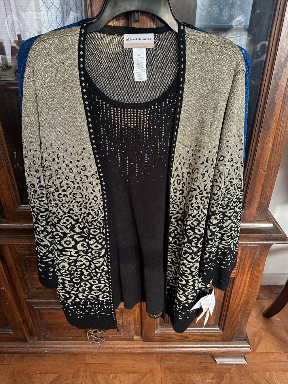 Alfred Dunner Black and Gold Ombre Leopard Open Cardigan